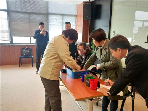 垃圾分类4_副本.jpg 垃圾分类4_副本.jpg