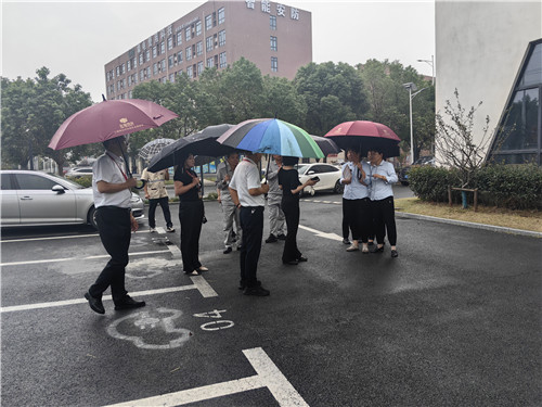 易固接盘2_副本.jpg