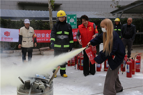 消防演习 (6)_副本.jpg